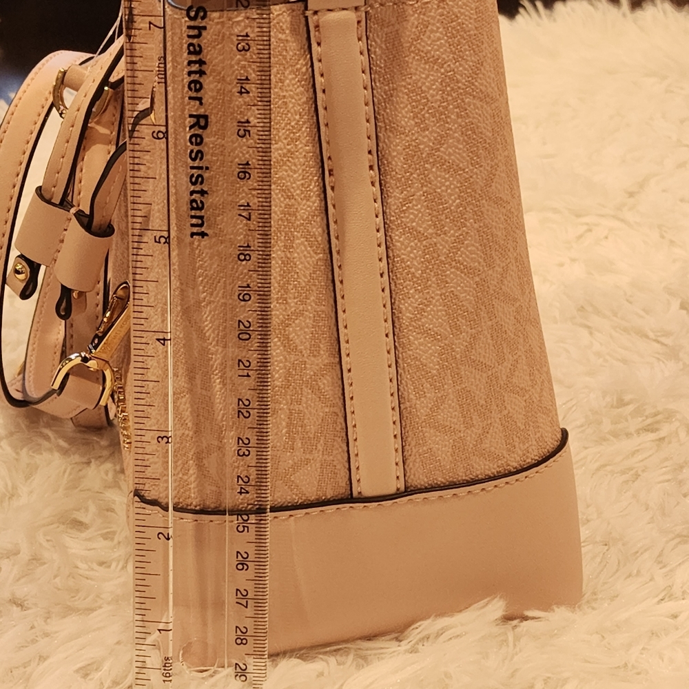 MICHAEL KORS SMALL MERCER BUCKET BAG/DK PWDR BLSH - Picture 11 of 17